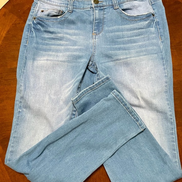 Jeans - Picture 4 of 7